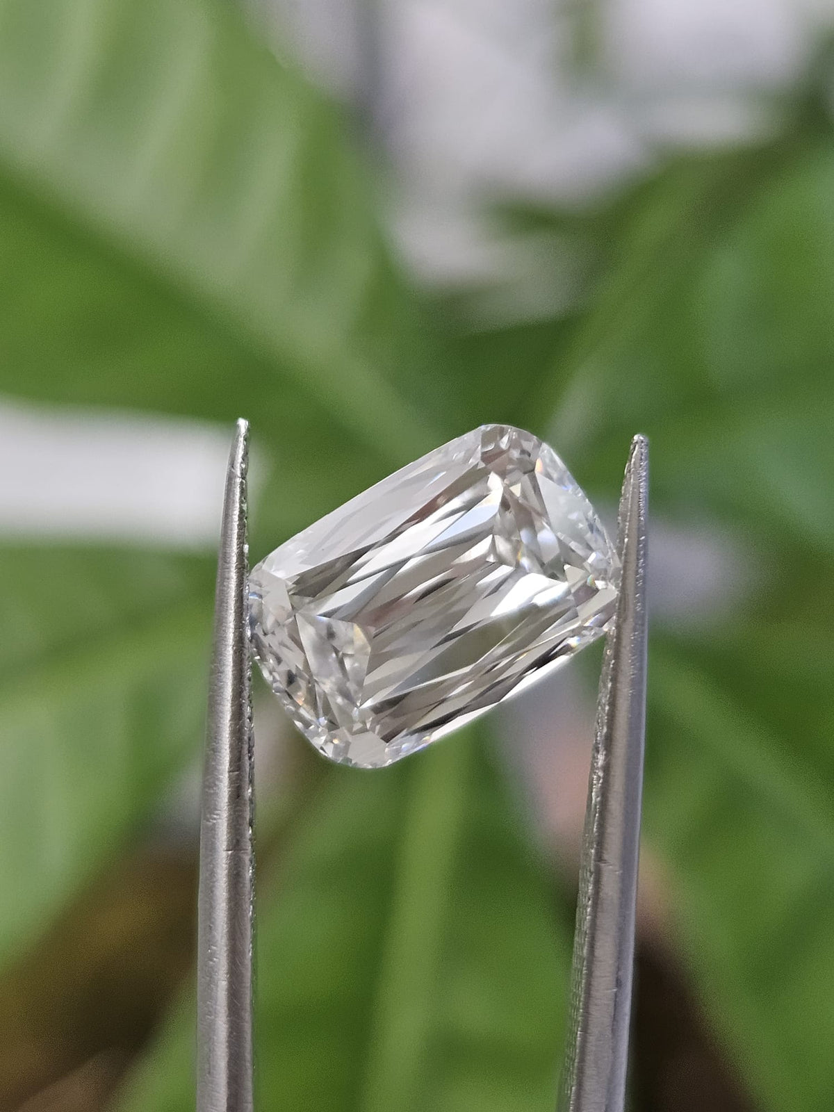 IGI 3.05CT ASHOKA CUT E VVS2