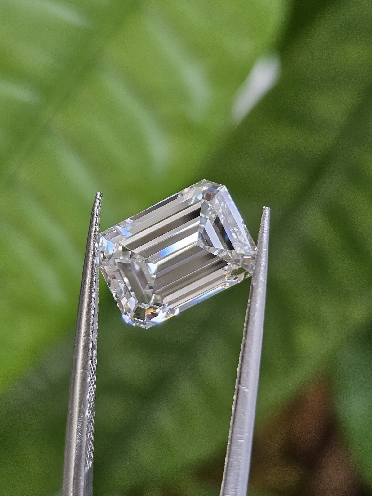 IGI 3.53CT EMERALD E VS1