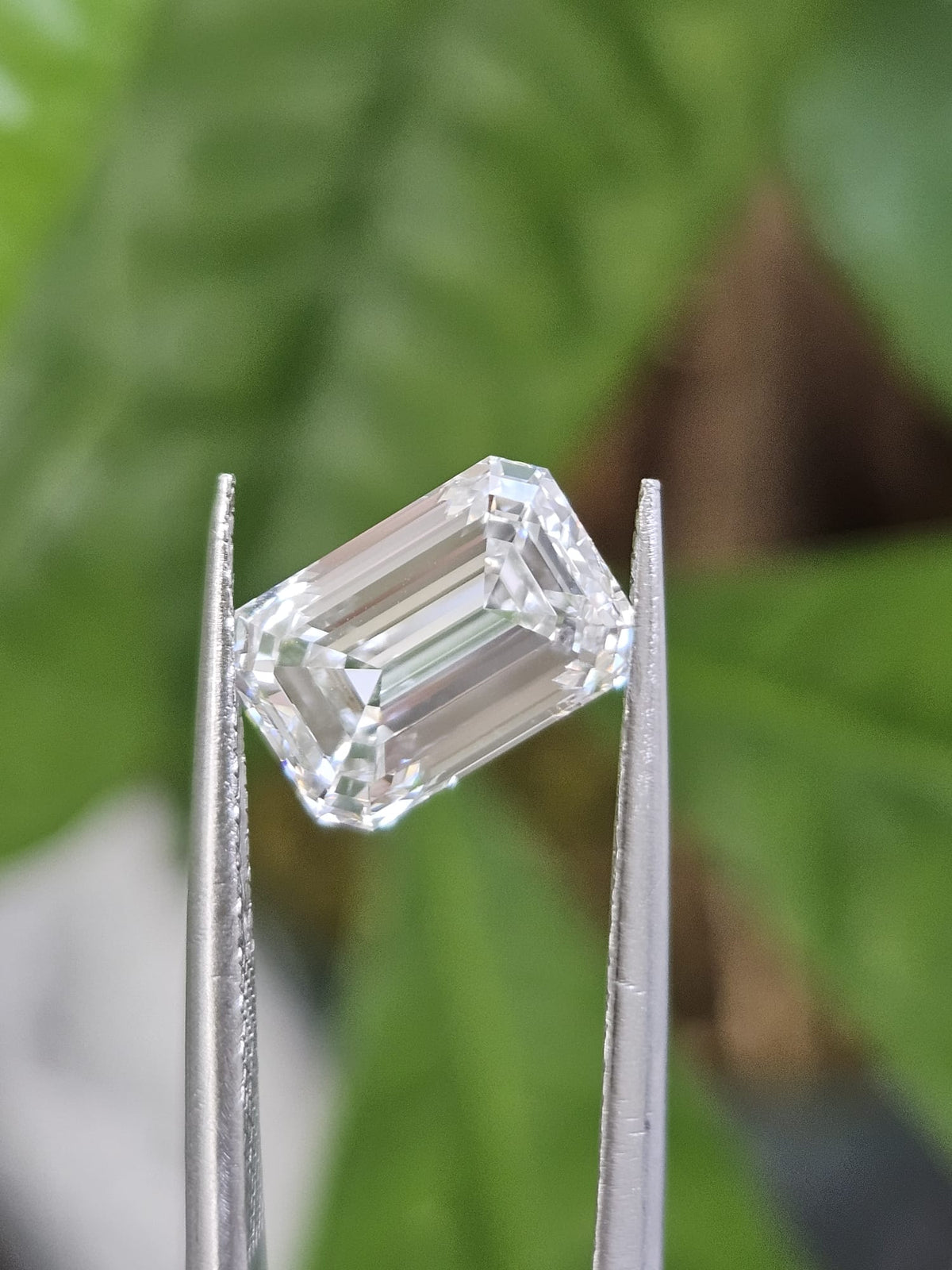 IGI 2.54CT EMERALD E VS1