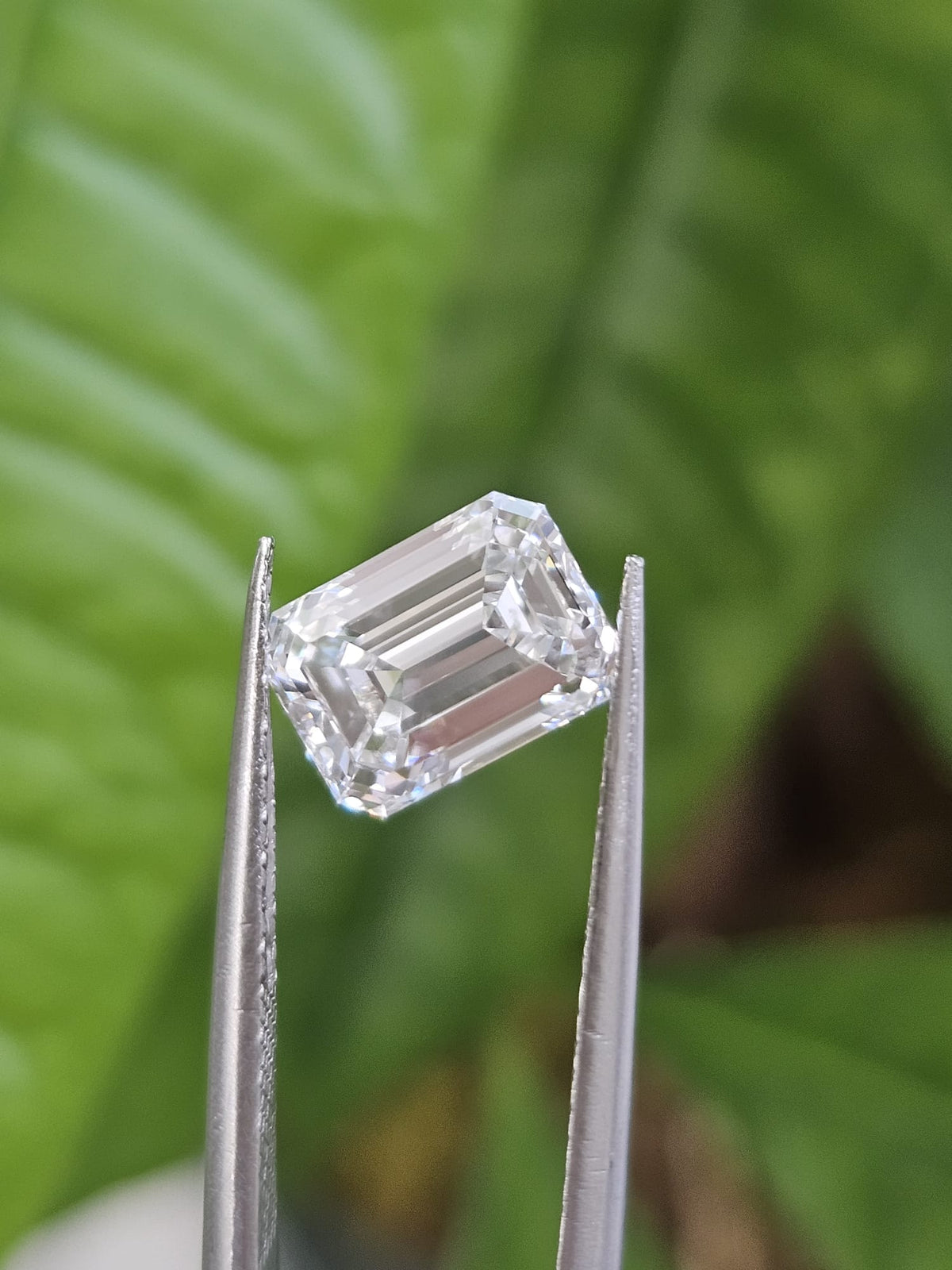 IGI 2.03CT EMERALD E VVS2