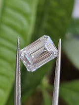 IGI 4.25CT EMERALD E VS1