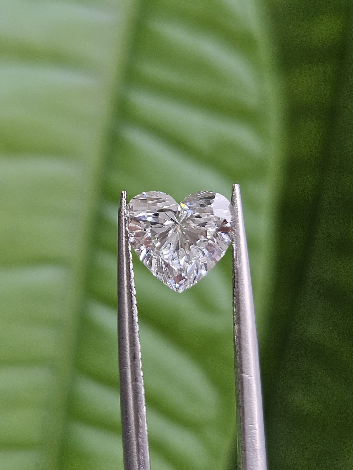 IGI 1.09CT HEART E VS1