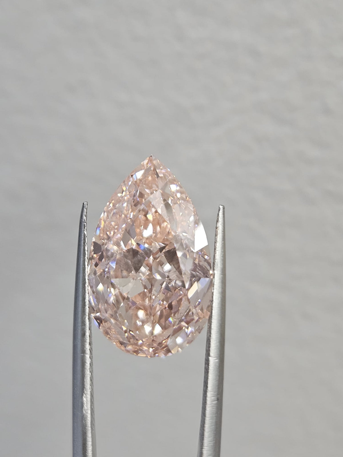 IGI 8CT PEAR FANCY VIVID PINK VS1