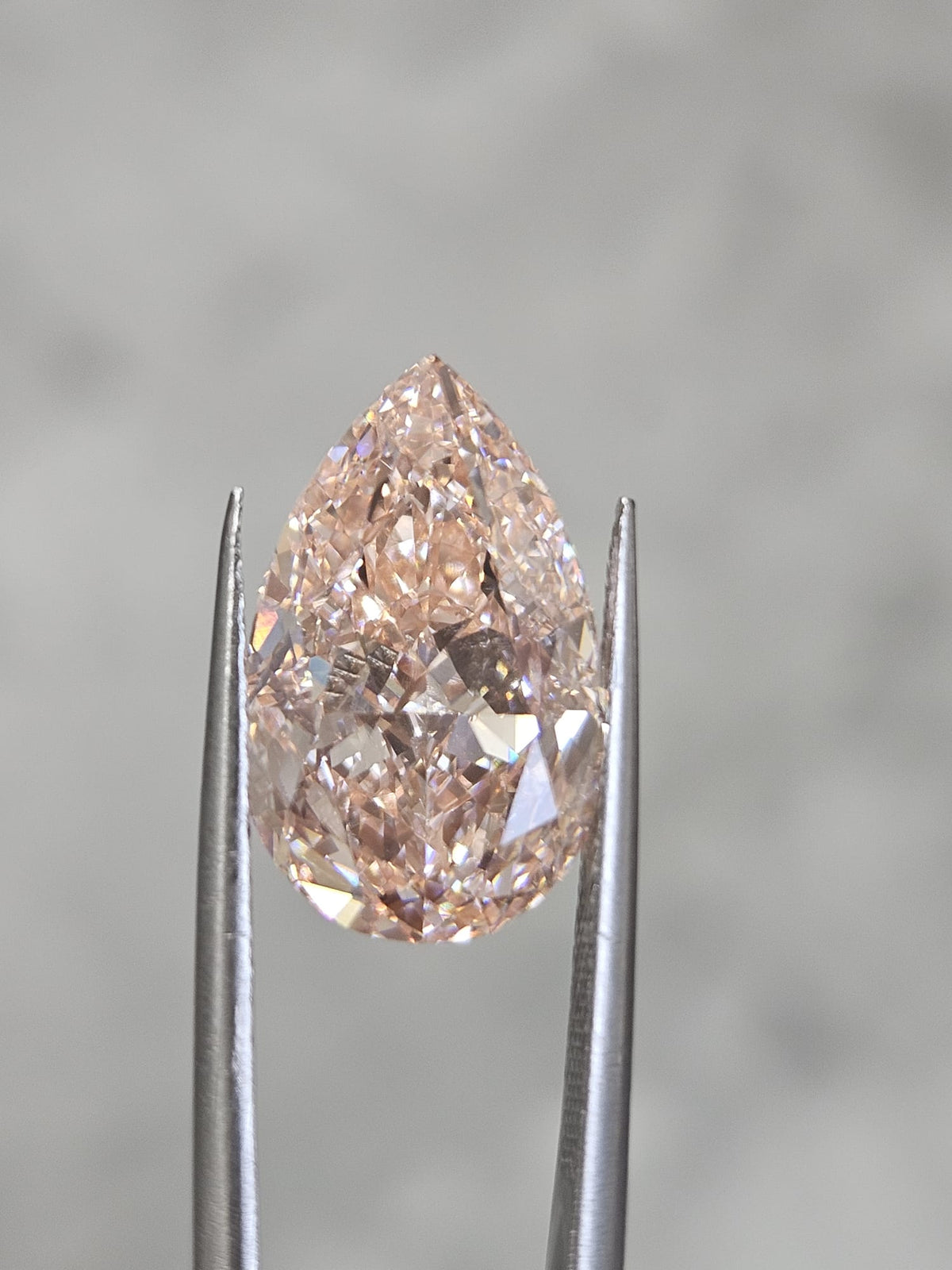 IGI 8CT PEAR FANCY VIVID PINK VS1