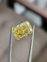 IGI 3.53CT RADIANT FANCY VIVID YELLOW VS2