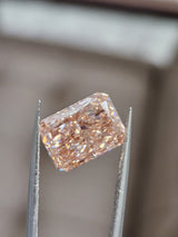 IGI 5.01CT RADIANT FANCY VIVID PINK VS1