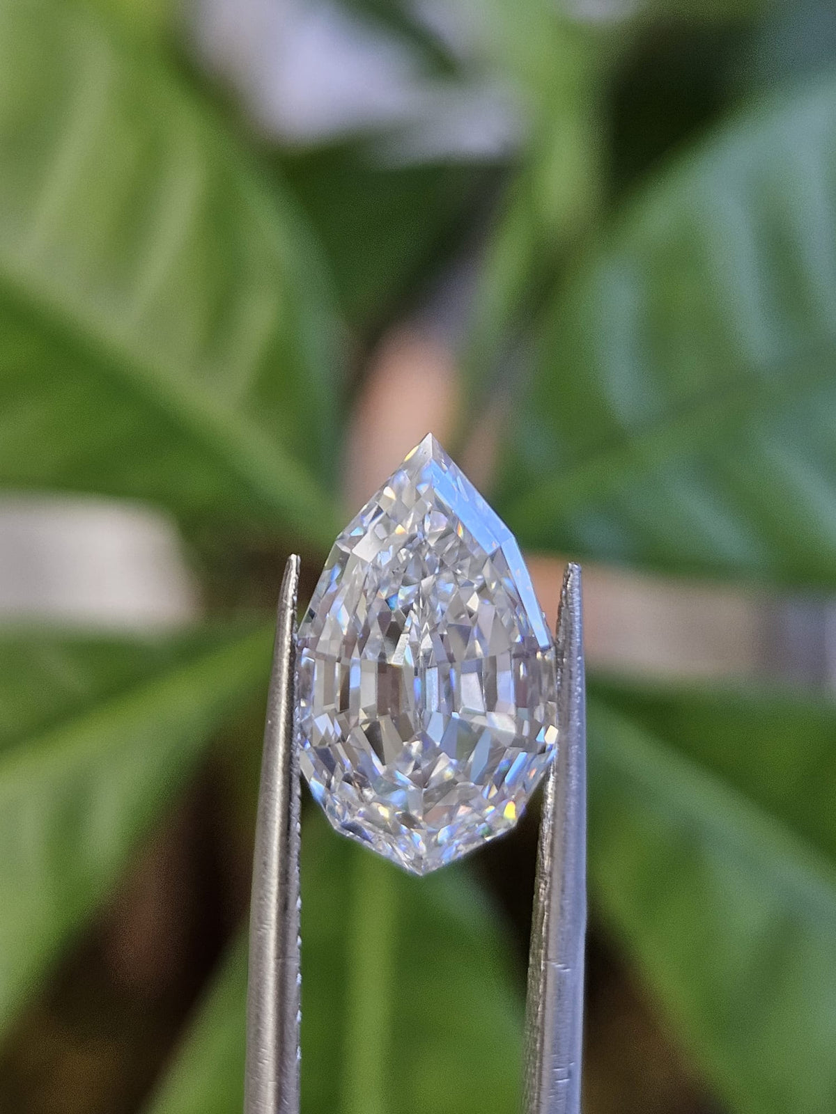IGI 4.21CT PEAR STEP CUT D VS1