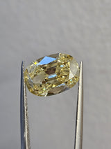 IGI 3.02CT OMC FANCY YELLOW VVS2