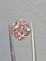 IGI 4.15CT CUSHION FANCY VIVID PINK VS1