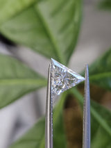 IGI 1.08CT TRIANGLE D VVS2