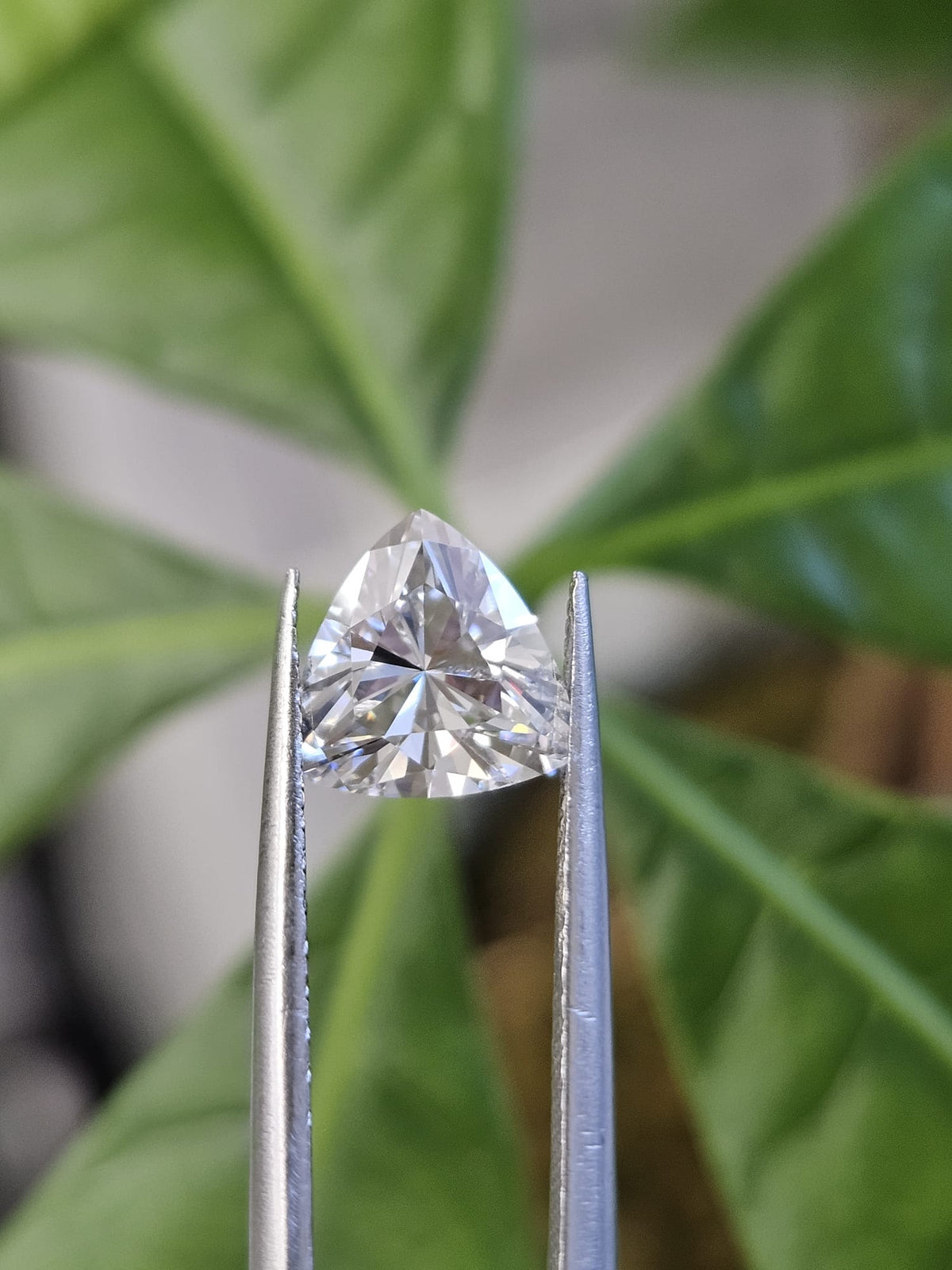IGI 1.40CT TRILLIANT CUT E VS1