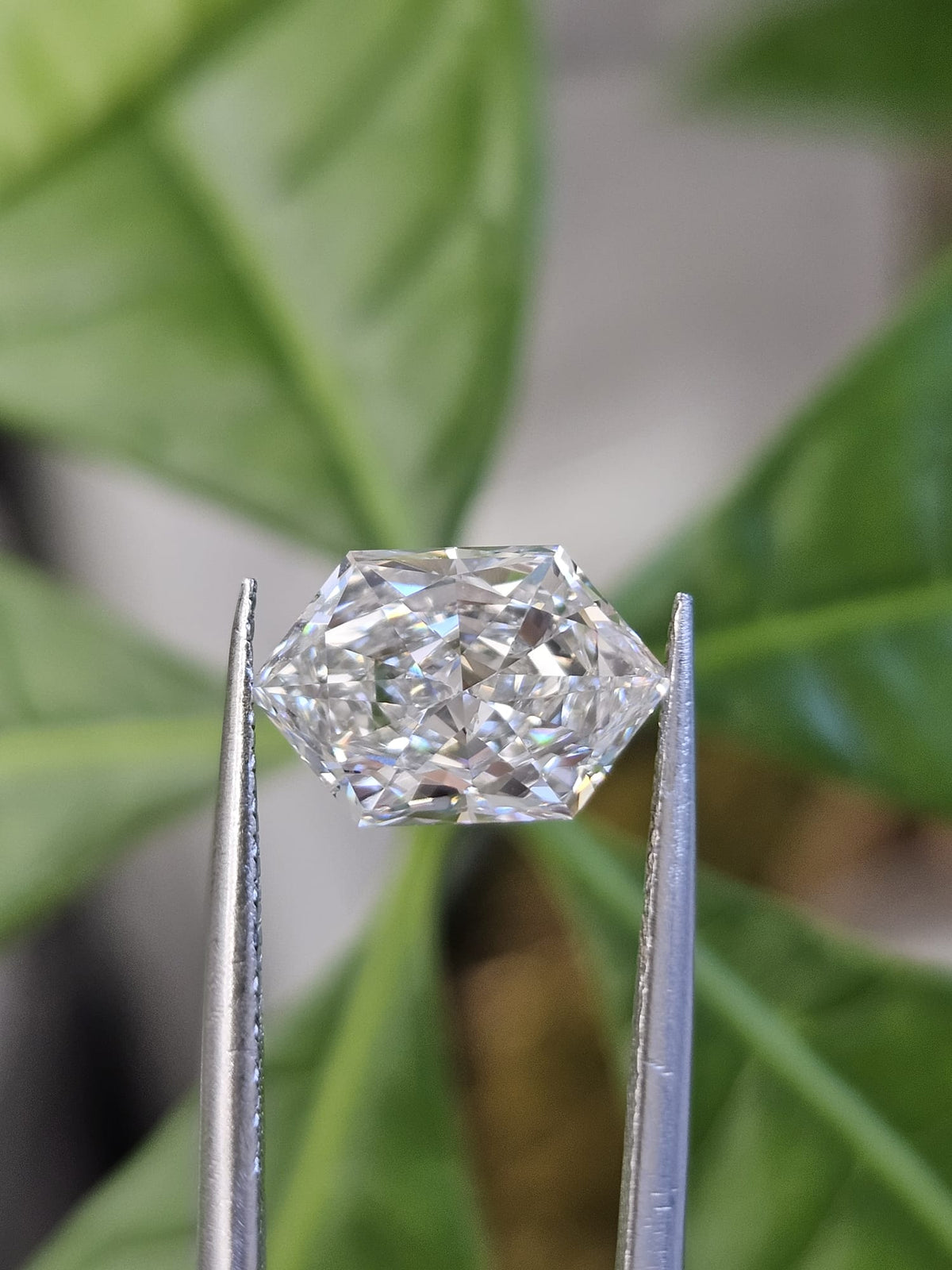 IGI 2.50CT DUTCH MARQUISE F VS2
