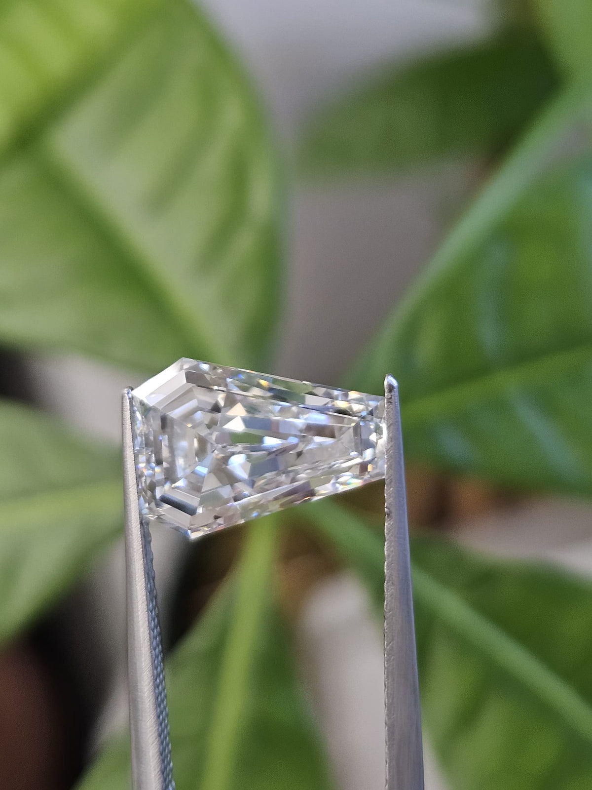 IGI 3.08CT COFFIN CUT E VVS2