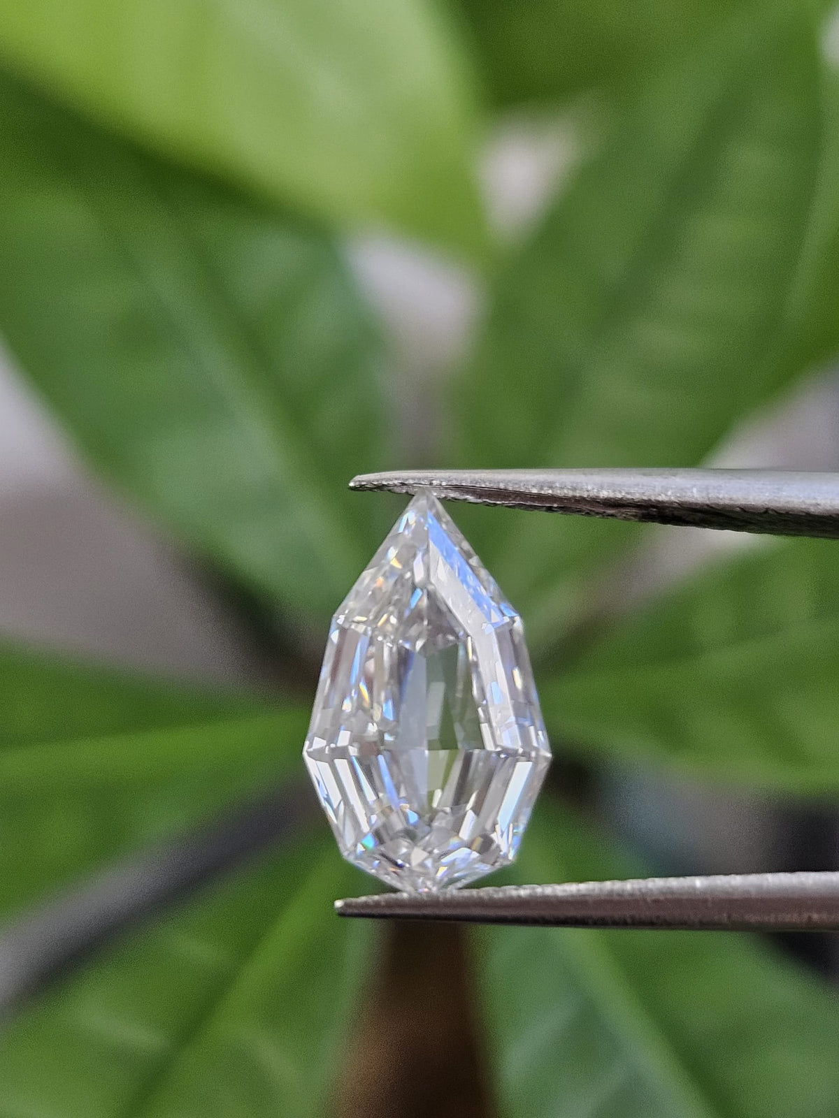 IGI 2.03CT PEAR STEP CUT E VVS2