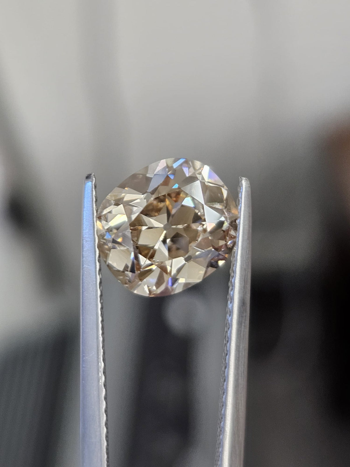 IGI 3.13CT OMC LIGHT BROWN VS1