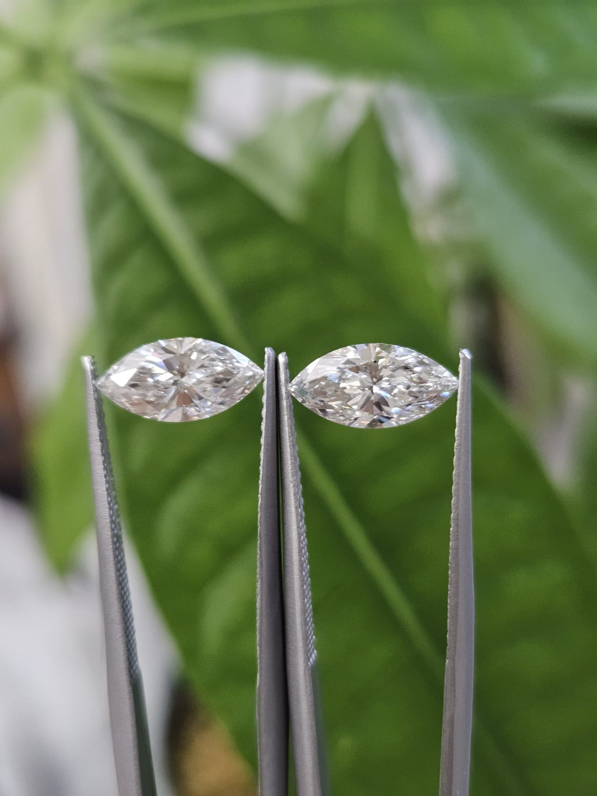 IGI 1CT + 1.06CT MARQUISE E VS1
