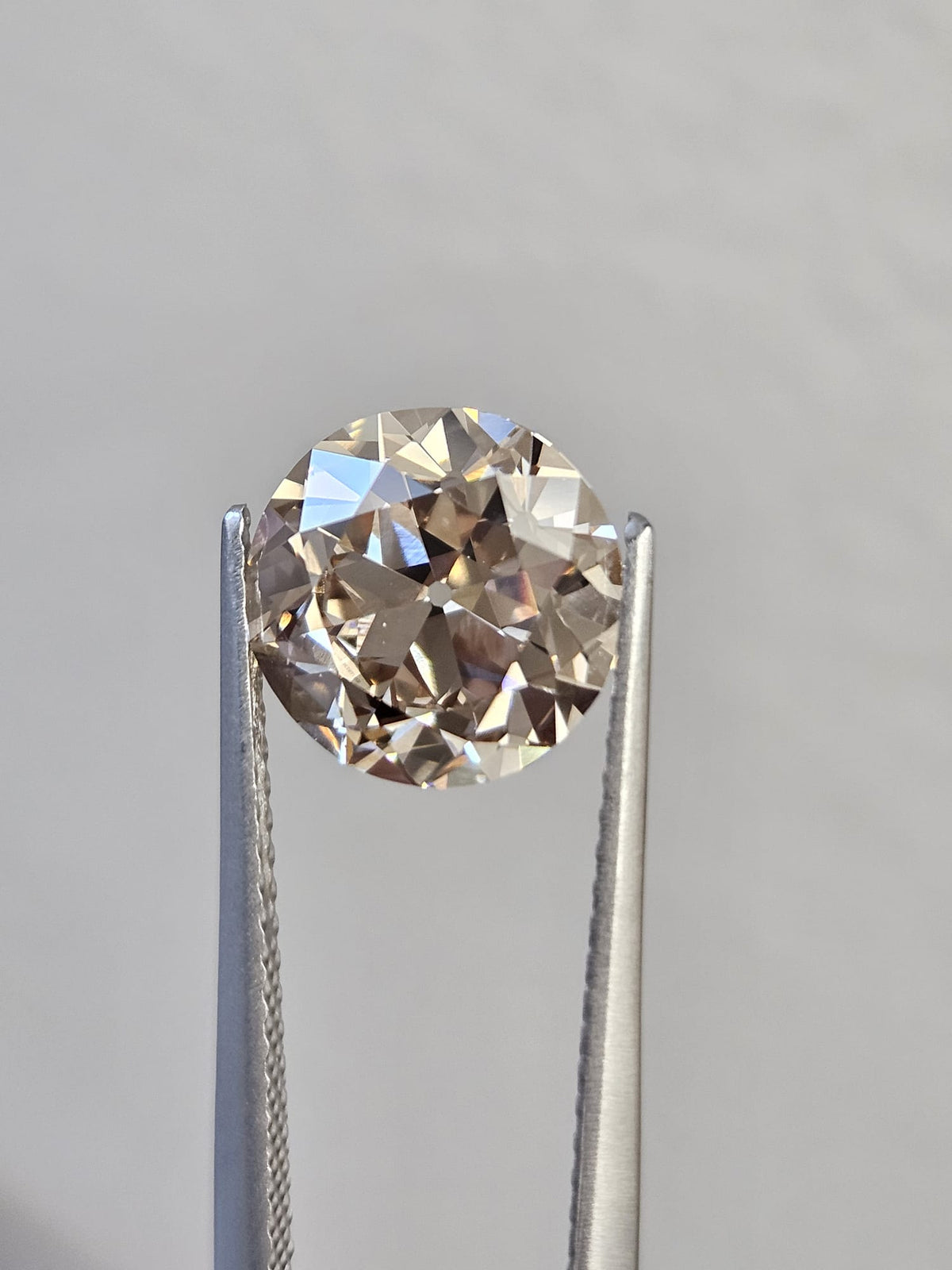 IGI 3.03CT OEC LIGHT BROWN VS1