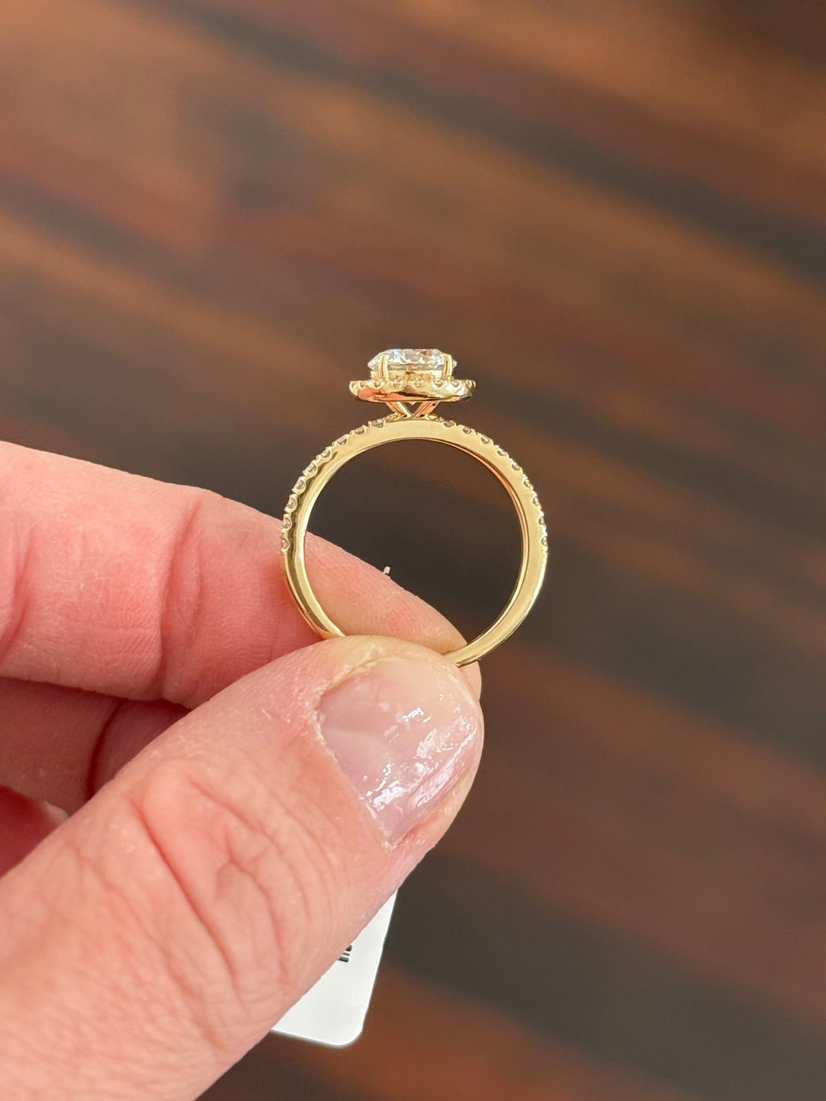 Yellow Gold 1.25ct Round Lab Diamond Ring