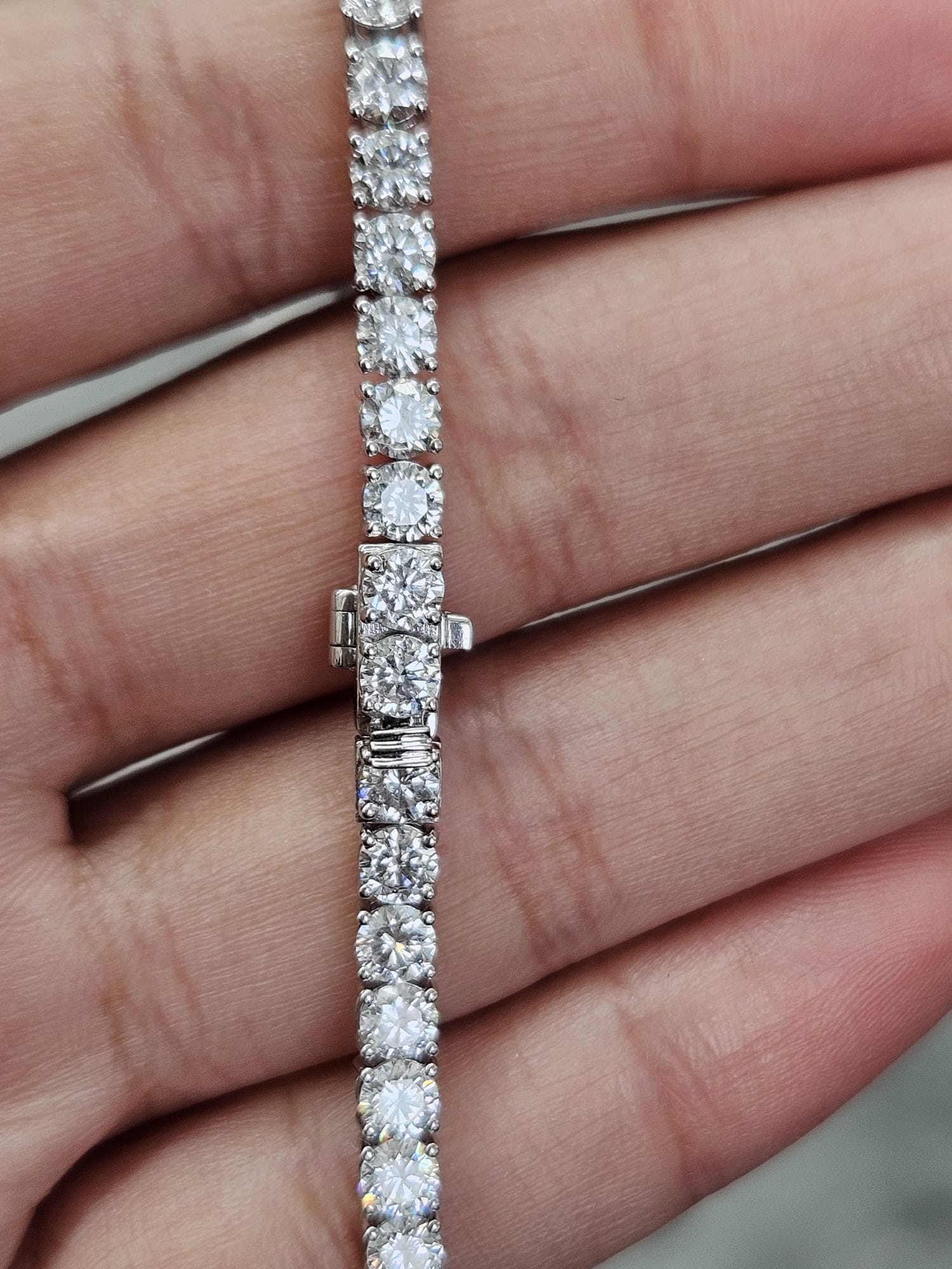 7.4Cttw White Gold Round Lab Diamond 7" Tennis Bracelet