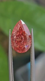 IGI 3.65CT FANCY VIVID PINK VVS2