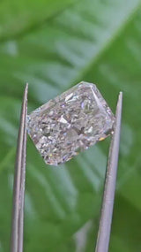 IGI 5.09CT RADIANT G VVS2