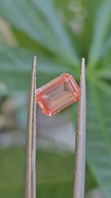 IGI 1.05CT EMERALD FANCY VIVID PINK VS1