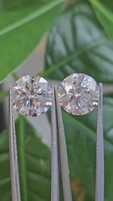 IGI 2.54CT + 2.56CT ROUND E VVS2