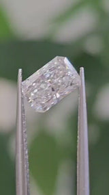 IGI 1.03CT RADIANT E VVS2