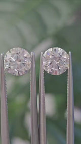 IGI 1.05CT ROUND PAIR D VVS2