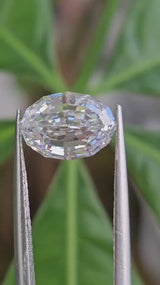 IGI 2.05CT OVAL STEP CUT E VS1
