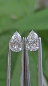 IGI 1.00CT + 1.03CT PEAR PAIR D VVS2