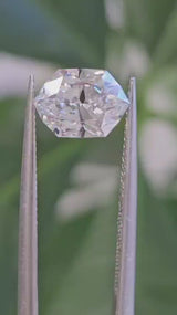 IGI 1.51CT HEXAGONAL D VVS2