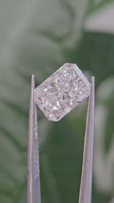 IGI 3.07CT RADIANT E VS2