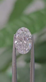 IGI 1.58CT OVAL E VVS2