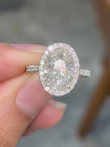 OVAL Diamond Ring