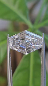 IGI 3.25CT HEXAGONAL STEP CUT E VS1