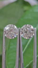 IGI 2.01CT + 2.08CT ROUND E VVS2 PAIR