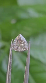 IGI 1.03CT TRIANGLE G VVS2