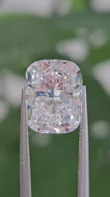 IGI 4CT CUSHION D VS1