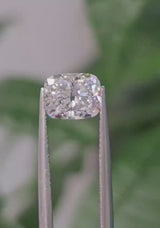 IGI 1.06CT CUSHION D VS1