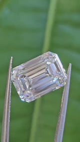 IGI 5.70CT EMERALD G VS1