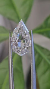 IGI 2.87CT PEAR STEP CUT E VVS2