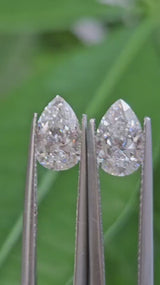 IGI 1CT + 1.02CT PEAR E VVS1 PAIR