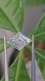 IGI 2.03CT LOZENGE CUT E VS1