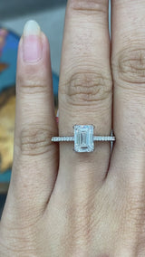 EMERALD CUT 18k White Gold ENGAGEMENT RING