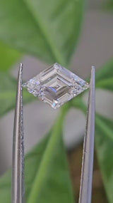 IGI 1.11CT LOZENGE STEP CUT E VVS2