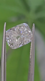 IGI 1.52CT CUSHION D VVS2