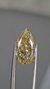 IGI 5.01CT PEAR FANCY VIVID YELLOW VVS2