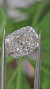IGI 3.58CT CUSHION E VVS2
