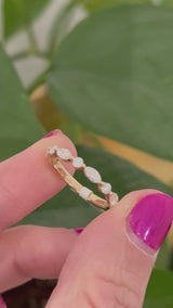Yellow gold 1.53ct marquise and round lab diamond band